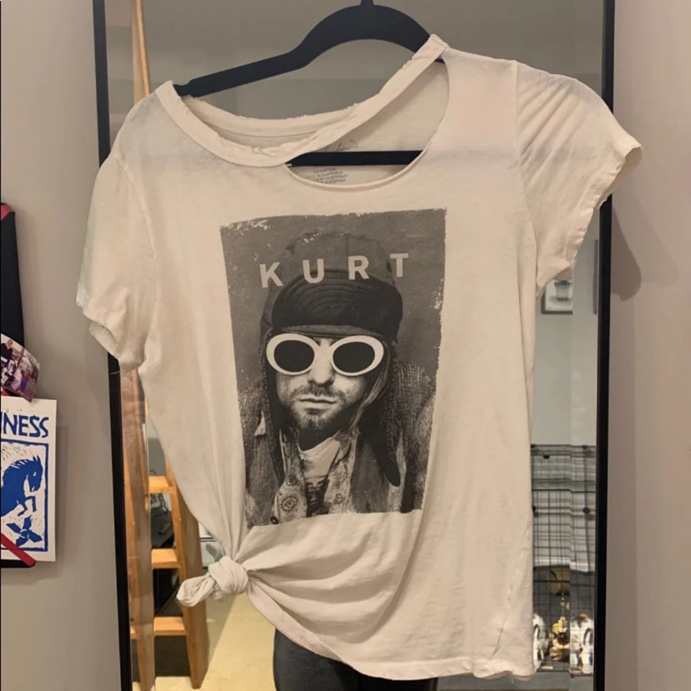 kurt cobain t shirt